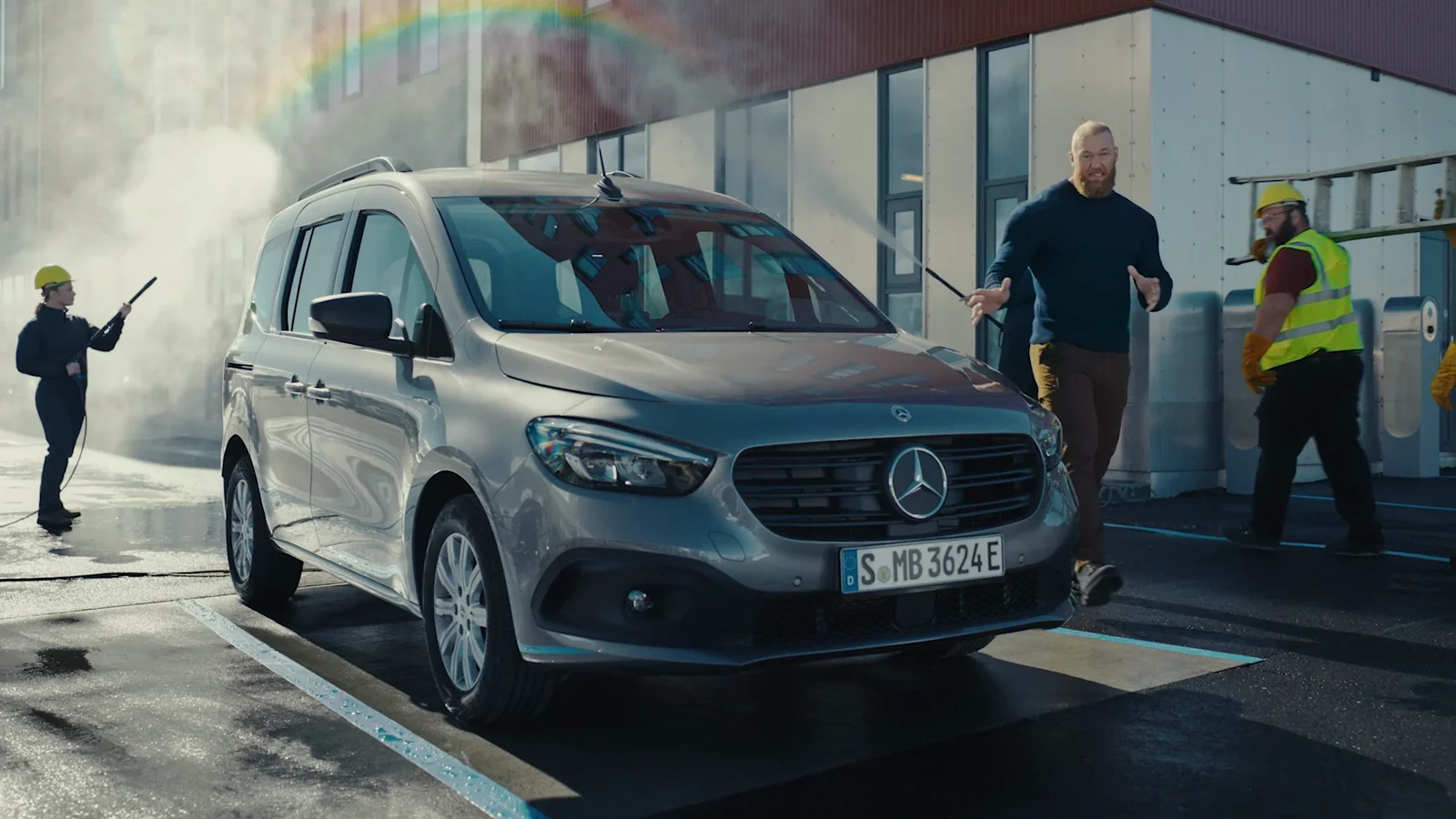 eCitan Tourer — Land of Giant Energy — film still